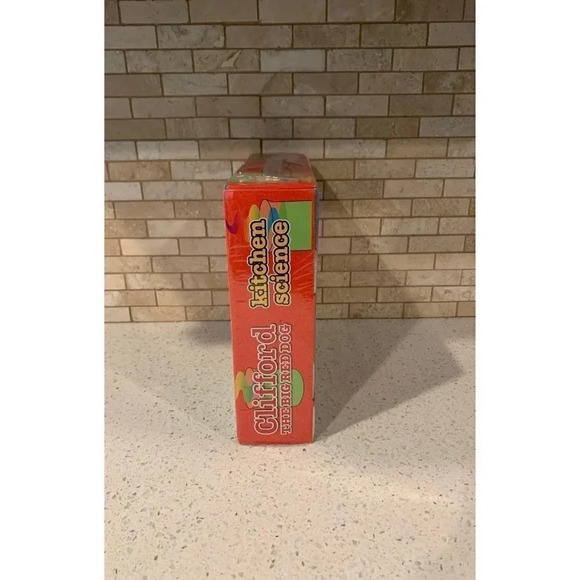 Clifford The Big Red Dog Kitchen Science.   BL - Picture 4 of 4